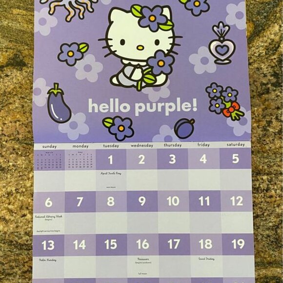 Hello Kitty 2003 Wall Calendar Hello Color 2003! - Picture 5 of 5